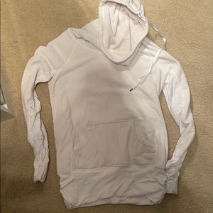 Lululemon cream sweatshirt